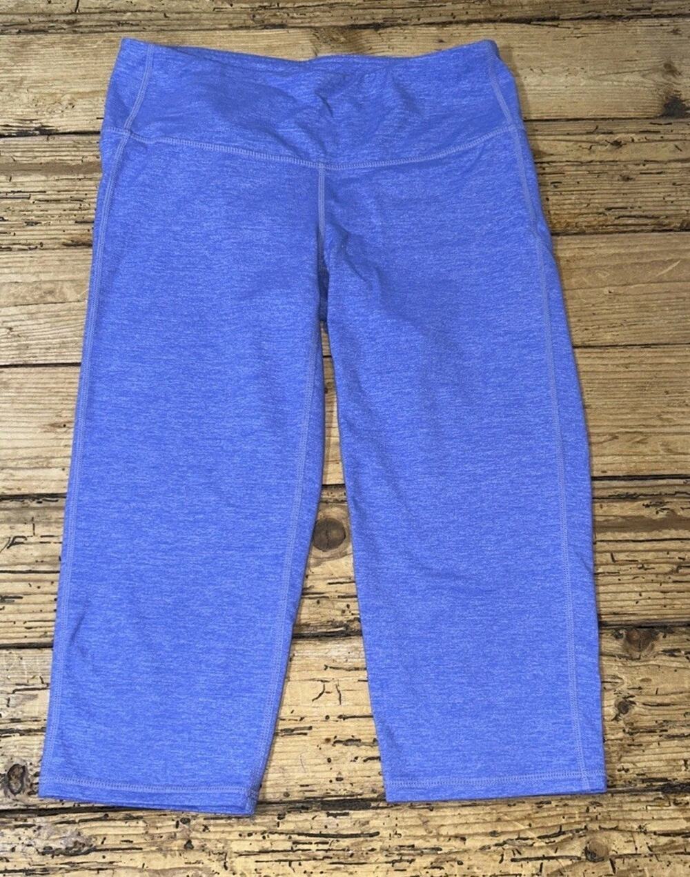 Athleta Women’s Size S Periwinkle Blue Chaturanga Knicker Capris